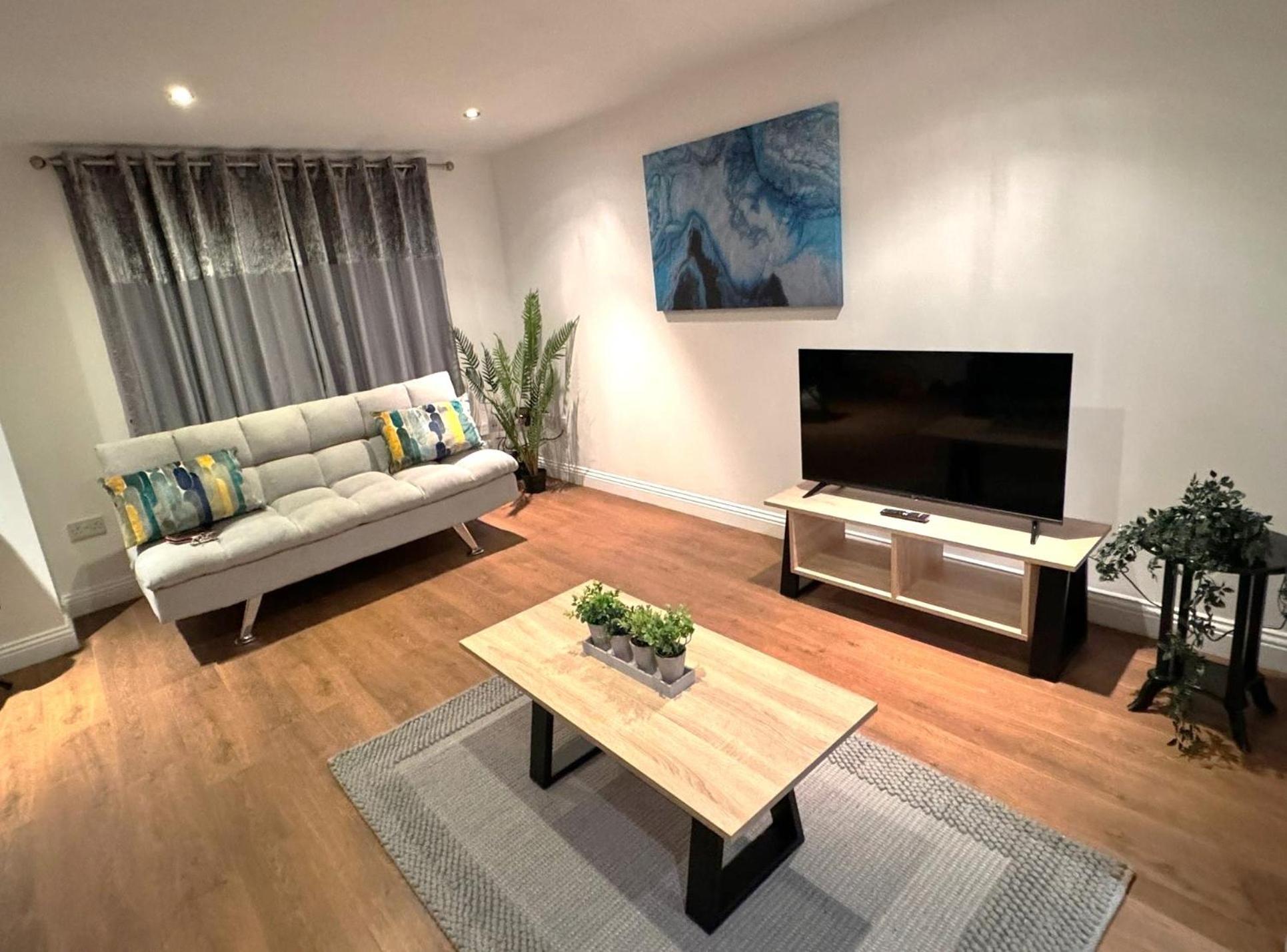 3Br House Ossett-Wakefield, Free Parking 3 Cars Wi Fi Long Stays Exterior foto
